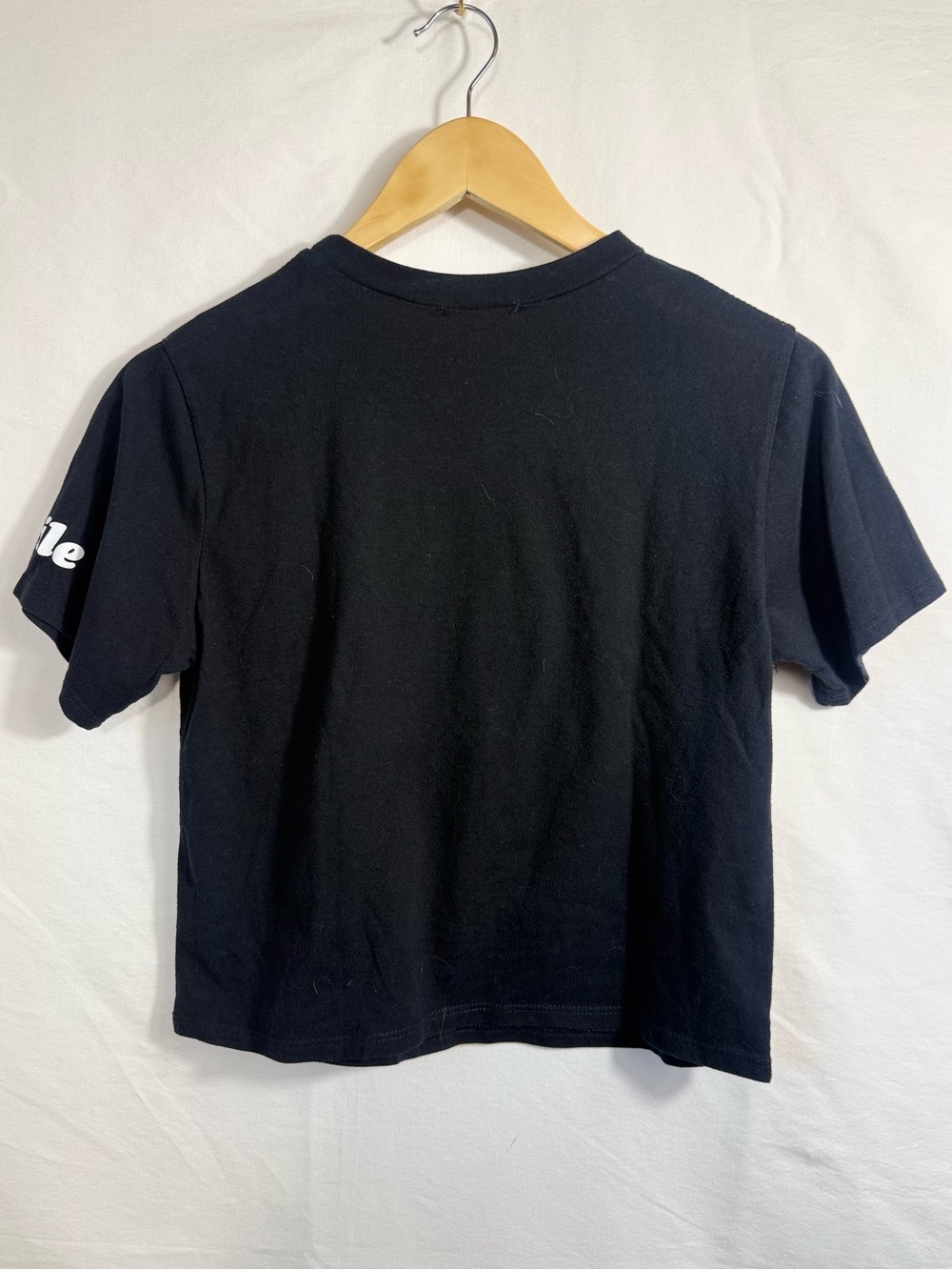 Philosophy Black Crop Tee with White Smiley Face - Picture 4 of 5